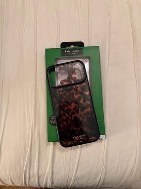 kate spade Black and Brown Tortoiseshell MagSafe iPhone 17 Pro Max